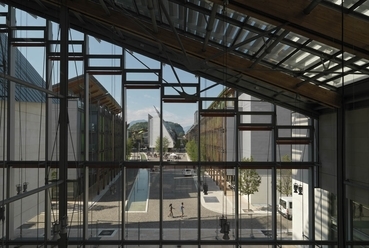 Biblioteca Universitaria Centrale di Trento (BUC) - építész: Renzo Piano Building Workshop - fotó: Enrico Cano