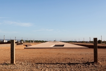 Rivesaltes emlékközpont - építész: Rudy Ricciotti - fotó: M. Hédelin / Région Languedoc-Roussillon