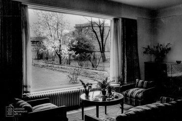 kilátás Kotsis Endre saját családi házának nappalijából - forrás: Lechner Tudásközpont