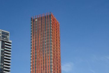 The Red Apple, Rotterdam - építész: KCAP Architects & Planners és Jan des Bouvrie - forrás: Wikipedia