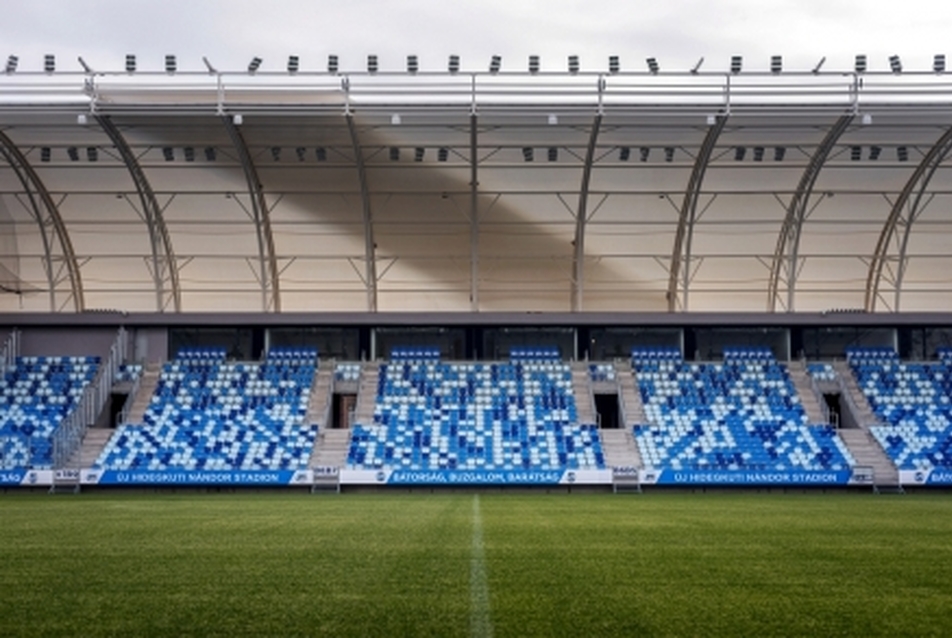 Hidegkuti Nándor Stadion - építész: Bordás Péter (BORD Építész Stúdió) - foto: Palkó György