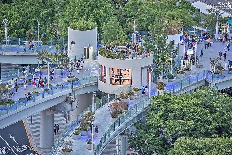 Ahol a gyalogosok állnak nyerésre: elkészült a szöuli Skygarden