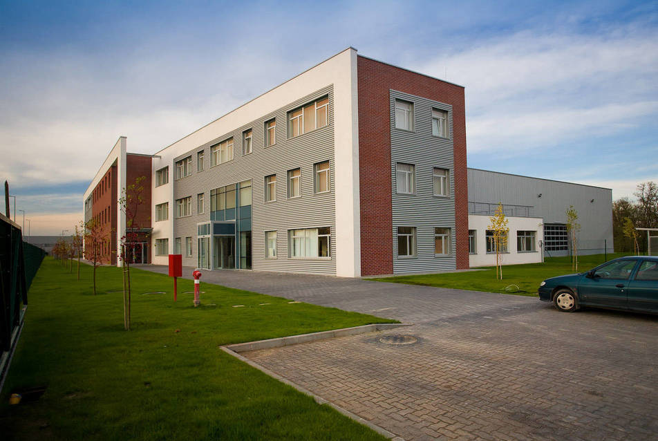 East Gate Business Park B2-es csarnok - fejlesztő: Wing Zrt. - építész: Aspectus Architect