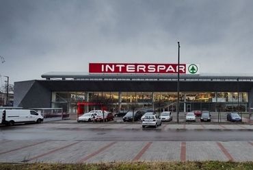 Interspar áruház, Tatabánya - építész: LAB5 - fotó: Batár Zsolt