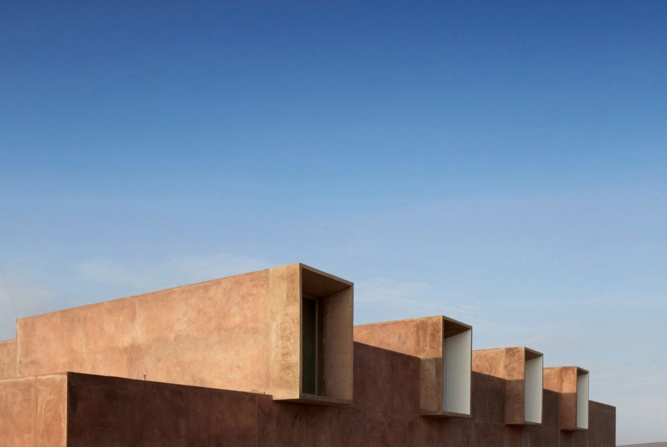 Museo de Sitio Julio C. Tello de Paracas - építész: Sandra Barclay és Jean Pierre Crousse - fotó: Cristóbal Palma