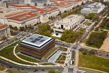 Afroamerikai Történelem és Kultúra Nemzeti Múzeuma, Washington - építészek: David Adjaye, Philip Freelon, Davis Brody Bond, SmithGroup - fotó: Alan Karchmer