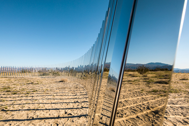 The Circle of Land and Sky - fotó: Lance Gerber