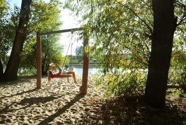 Pihenőhely a Visztula partján - fotó: Agnieszka Lizis
