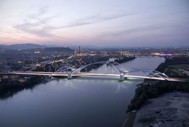 Új Duna-híd - építész: Vadász Bence