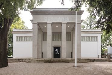 Német pavilon - Unbuilding walls - fotó: Jan Bitter (Archdaily)