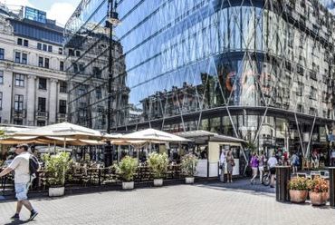 Nekünk ez a főtér, a Piazza. 