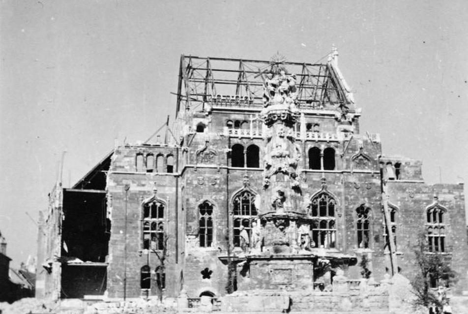 Az épület 1947-es állapota, Forrás: Fortepan