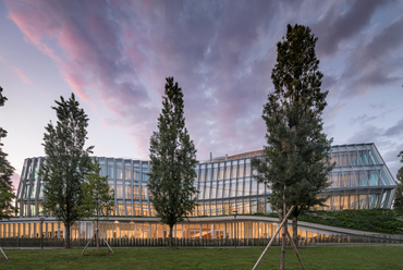 A Nemzetközi Olimpiai Bizottság új székháza, Lausanne. Fotó: 3XN Architects