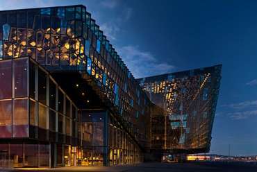 Henning Larsen Architects: Harpa Koncert- és Konferenciaközpont, Reykjavík, Izland. Fotó: Nic Lehoux, a Henning Larsen jóvoltából