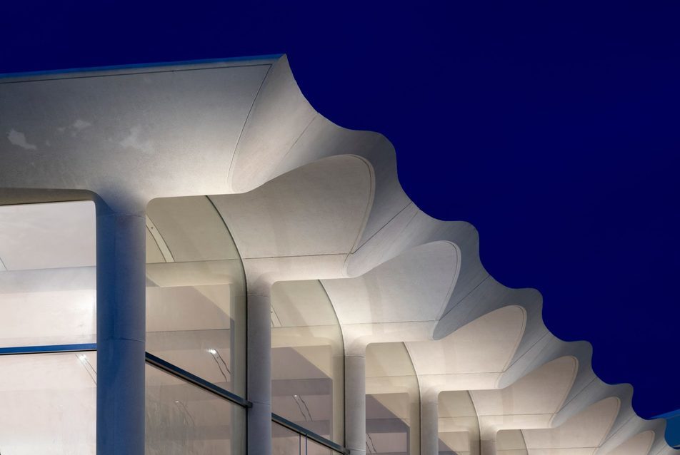 Apple Aventura Store, Miami - építész: Foster and Partners - fotó: Nigel Young