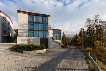 Apartmanház a Csorba-tónál (Fotó: Bán Dávid)