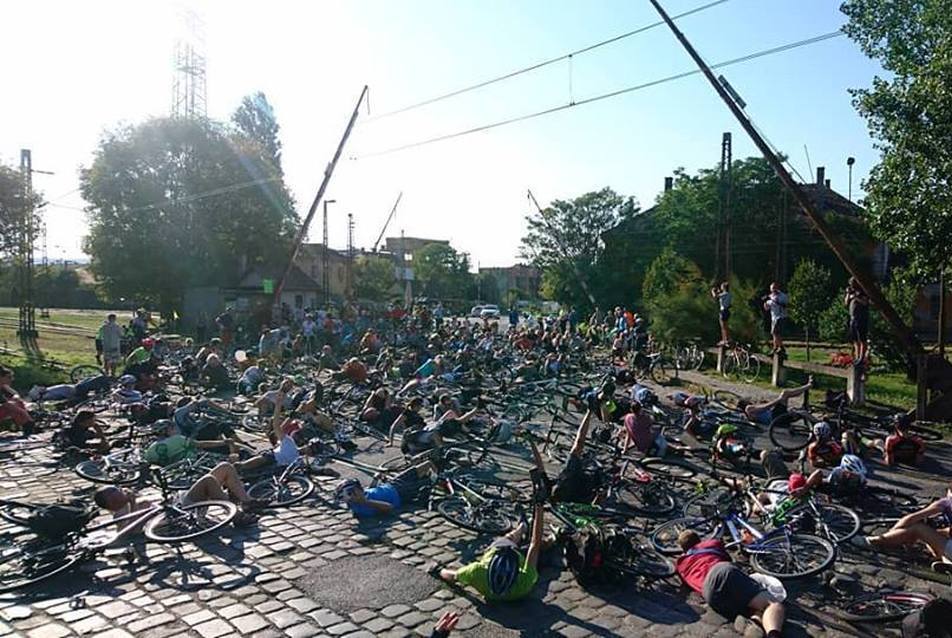 Kerékpáros tiltakozás a használható útvonalért (Fotó: I bike Budapest)