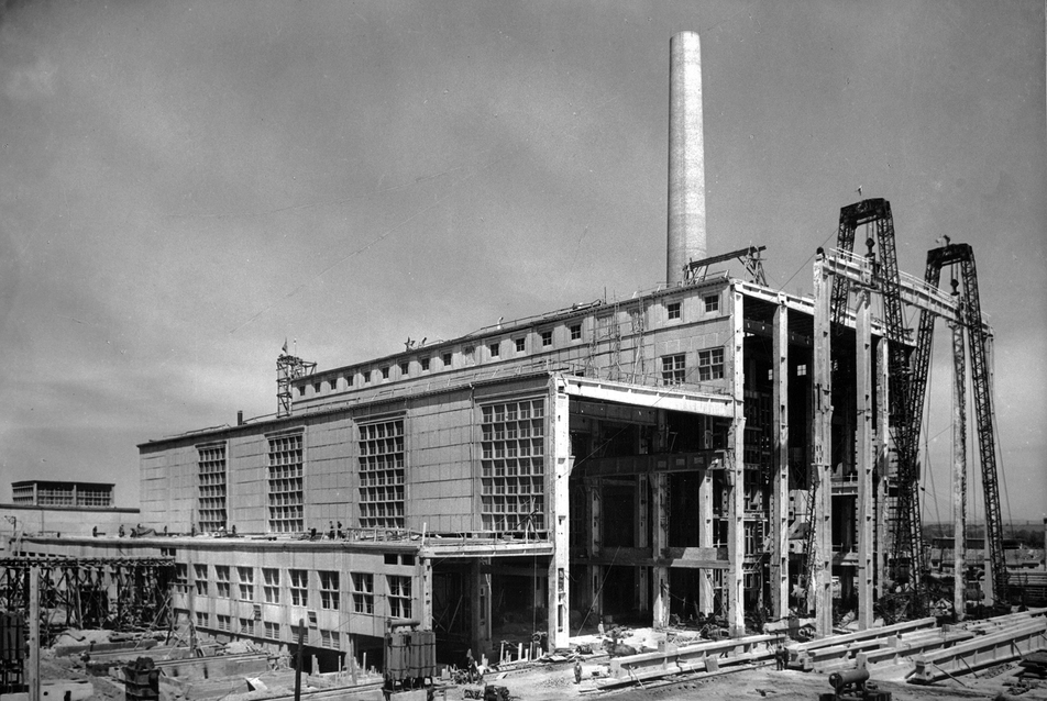 Heroikus vállalás a hőskorszakról - Összefoglaló a magyar ipari építészet 1945-1970 közötti történetéről