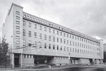 Járásbíróság, Varsó. Tervező: Bohdan Pniewski. 1935-1939