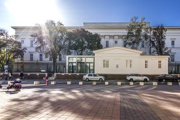 A megújult kertészlak, azaz az új Geraldine a Múzeumkertben, Tervezők: Fiatal Építészek Műhelye, 2017-2019., Fotó: Veszely István