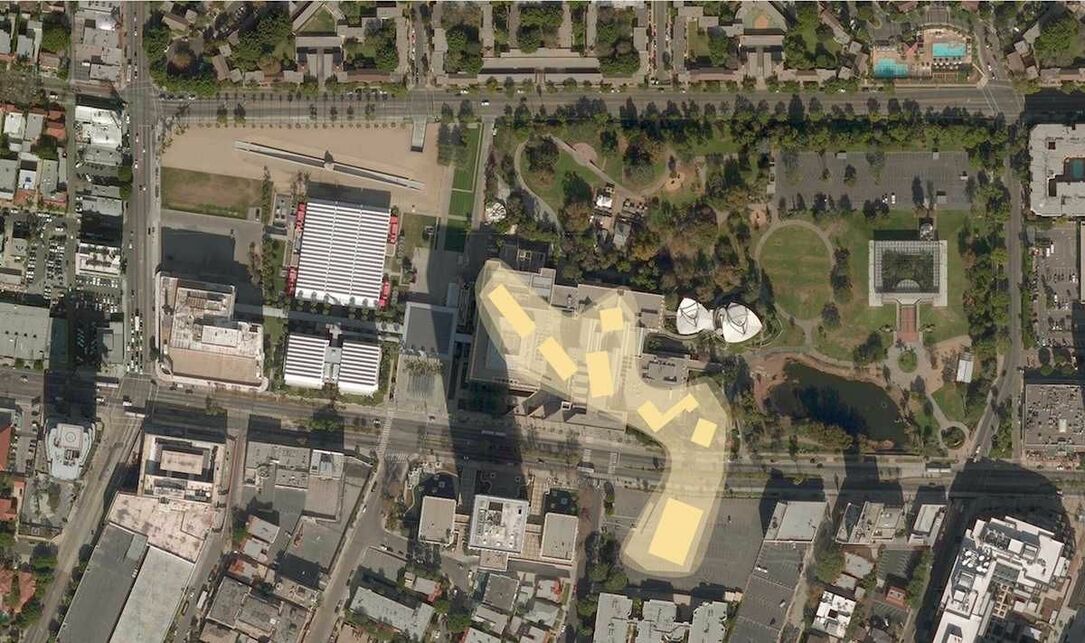 A Zumthor által tervezett új szárny a múzeum korábbi épületeire vetítve; balra a Renzo Piano-féle épület. Kép: Atelier Peter Zumthor & Partner / The Boundary, a LACMA jóvoltából