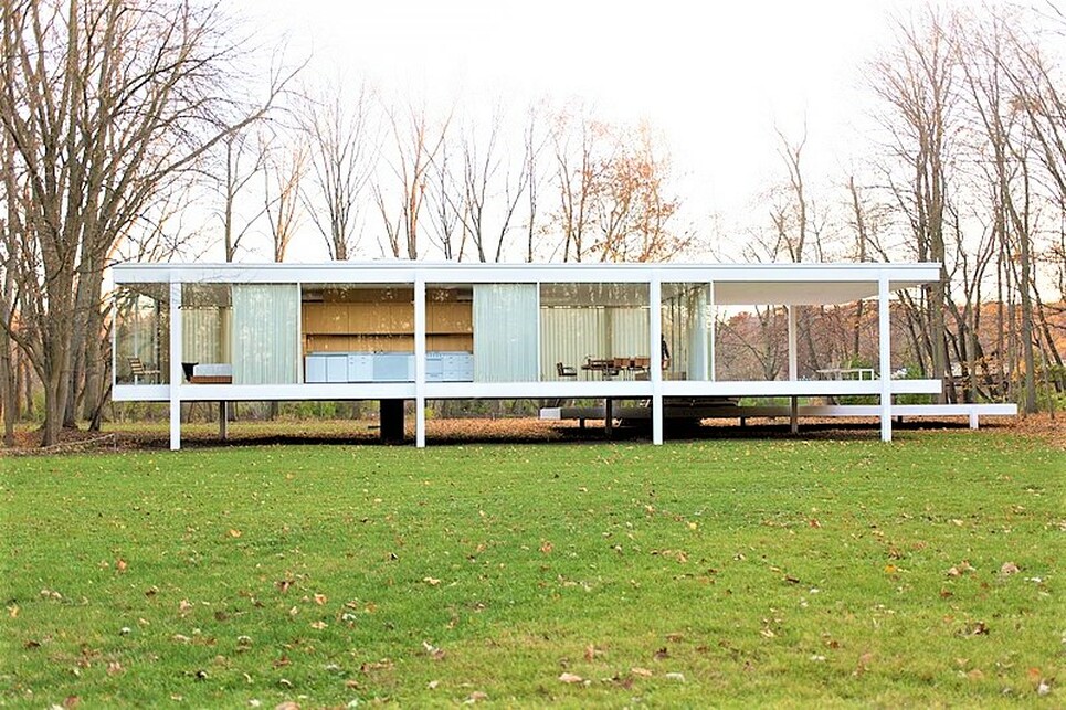 A Farnsworth-ház, Ludwig Mies van der Rohe, építés éve: 1949-1951, Forrás: wikipedia.commons, Victor Grigas