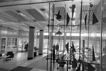 A Rádió irodaházának előcsarnoka belülről, 1970. Fotó: Fortepan/Szalay Zoltán