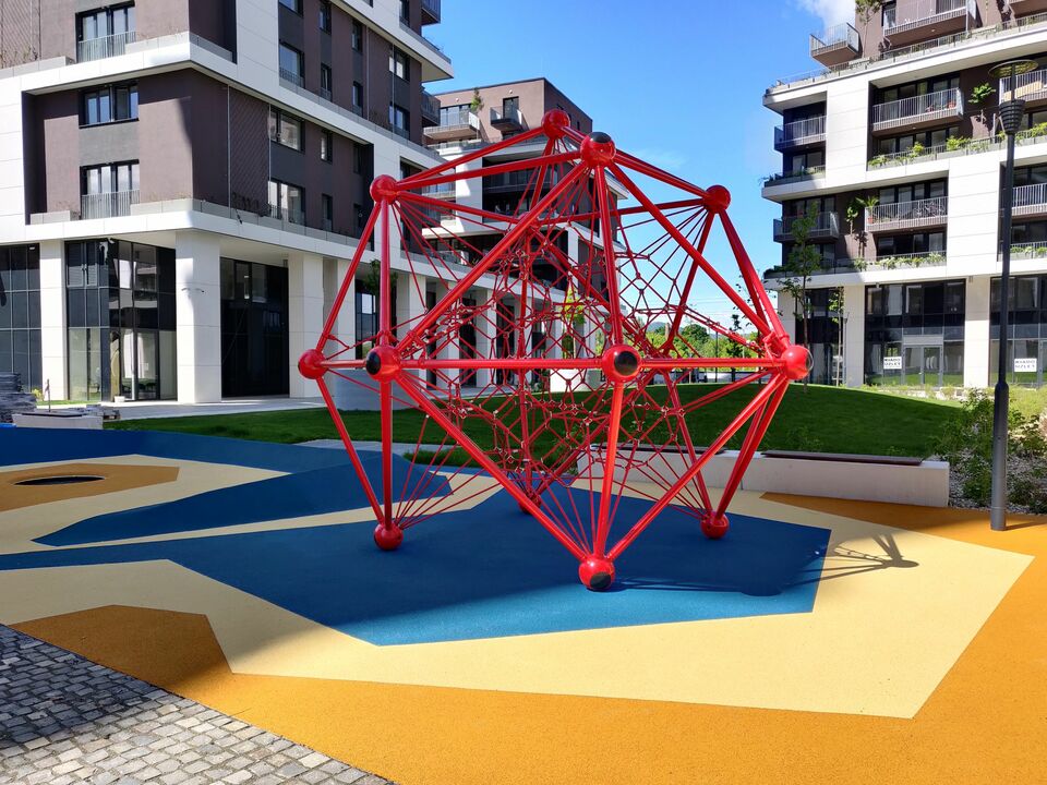 Külön játszótér várja a óvodásokat és az iskolásokat. Metrodom Panoráma Lakópark, fotó a Kisvakond-Park Kft. hozzájárulásával