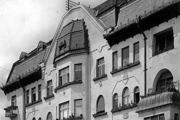 Budapest, Szilágyi Erzsébet fasor 1., 1910 körül, tervező: Löffler Sándor és Béla, kivitelező: Biró Károly és Gyula (FSZEK, Budapest Gyűjtemény)