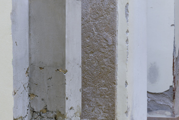 Weak Monument - az LLRRLLRR installációja a 16. Velencei Építészeti Biennálén. Fotó: Hampus Berndtson, via New Generations