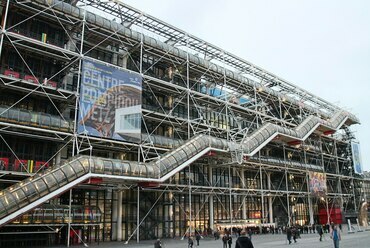 Pompidou Központ - építész: Richard Rogers - fotó: Wikimedia Commons