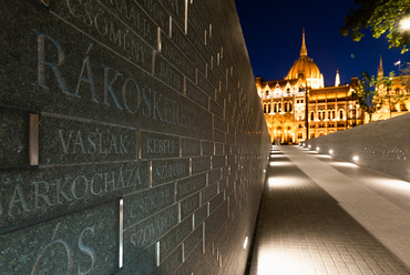 A Nemzeti Összetartozás Emlékhelye Budapesten, az Alkotmány utcában. Fotó: Réthey-Prikkel Tamás