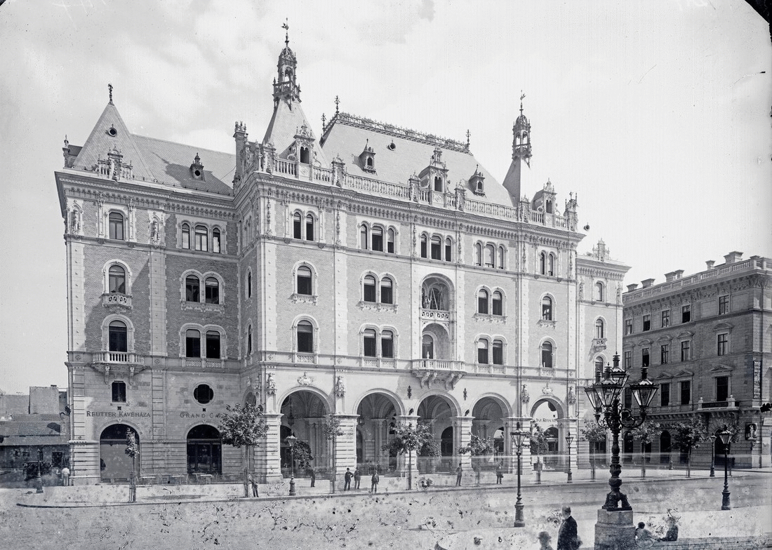 A Drechsler-palota felújítása, azaz a W Budapest szálloda tervezése, Építészek: Bánáti + Hartvig Építész Iroda, Tervezés: 2017-2019