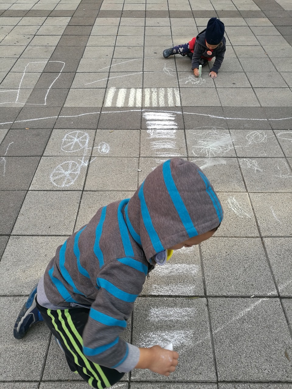 ArchiKids – VárosÁlmodók 2020 – Mikszáth téri foglalkozások – alkotók: KACS csoport /Elek Ágnes vizuális környezetkultúra pedagógus, textiltervező és Nagy Anikó múzeumpedagógus – fotó: Kern Orsolya