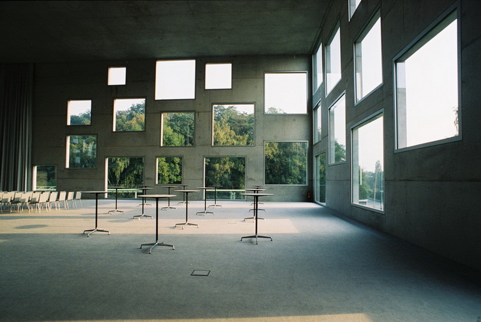 Az első emeleti belső tér 2007-ben. Fotó: Alena Hanzlová, Wikimedia Commons