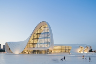 A Heydar Aliyev Kulturális Központ, Zaha Hadid Architects, Baku, Azerbajdzsán, 2007-2012, Fotó: ©Iwan Baan, A Zaha Hadid Architects hozzájárulásával