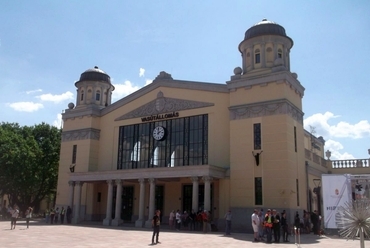 Békéscsabai vasútállomás felújítása - építész: Bánszky Szabolcs - fotó: Mata-Dór Architektúra