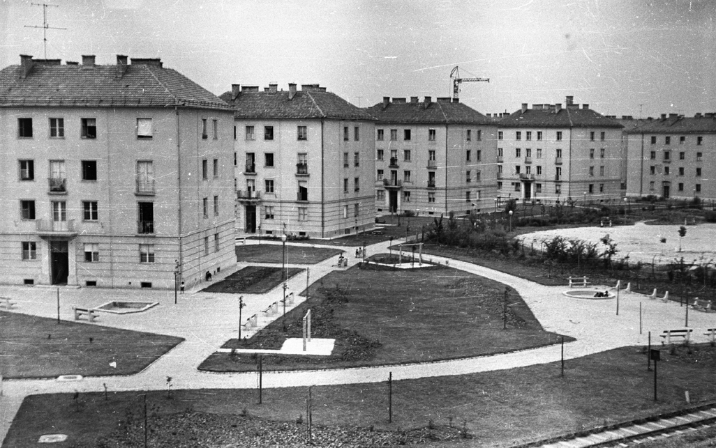 Kazincbarcika, Építők útja, 1960., Forrás: Fortepan, Adományozó: Mészáros Zoltán