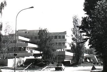 A Kodak filmgyár épülete, Lausanne, Svájc, Frédéric Brugger – Guth Ferenc, 1964
