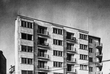 Budapest, Magyar Jakobinusok tere 6., 1937 körül, tervező: Román Ernő (BTK MI)