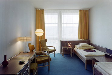 Hotel Juno, Miskolc – építész: Plesz Antal – fotó: Fortepan / Bauer Sándor, 1978