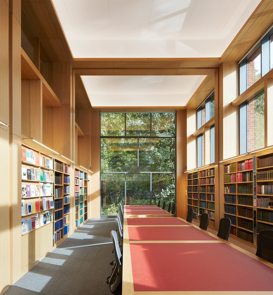 A londoni Lambeth Palota könyvtára és archívuma – Az olvasószoba – Építész: Wright and Wright Architects – Fotó: Hufton+Crow