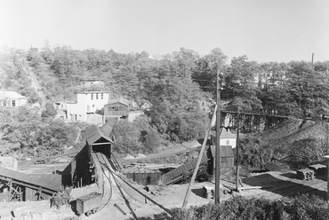 Felsőcsingeri szénbánya. 1957 - az ipari múlt Ajkán a szénbányák megnyitásával kezdődött / FORTEPAN – UVATERV