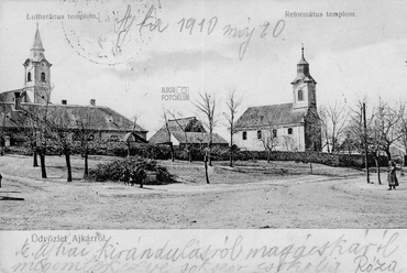 Templomdomb 1910 körül - a hely már a középkorban is vallási tisztelettel övezett, a szerzetesrendi templom helyére épült a református és az evangélikus templom barokk stílusban a XVIII. században / Ajkai Fotóklub, Bokkon Csaba gyűjteménye / ajkafoto.hu 