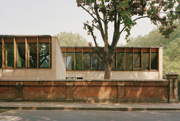 Sands End Arts & Community Centre – Építész: Mæ Architects – Fotó: Rory Gardiner