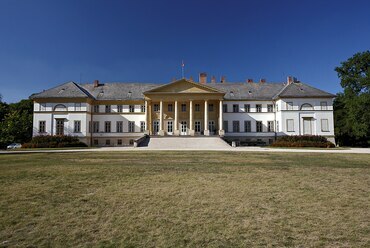 Dég, Festetich kastély, 2011-ben, tervező: Pollack Mihály (Wikipedia/Szvitek Péter)