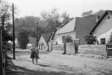 Magyar falu, 1950 – forrás: Fortepan / Barbjerik ferenc