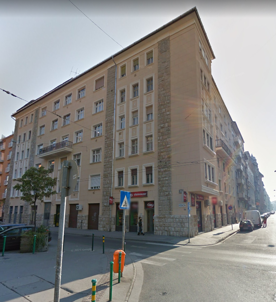 Budapest, Visegrádi utca 35., tervező: Ágoston Géza (Google Maps, 2011)