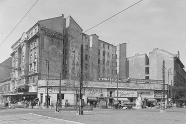 Baross tér a Rákóczi út és a Rottenbiller utca között, 1957 (Fortepan / UVATERV)