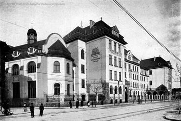 Budapest, Mester utca 58., 1913-ban, tervező: Hültl Dezső (Erdélyi Mór felvétele – FSZEK Budapest Gyűjtemény)